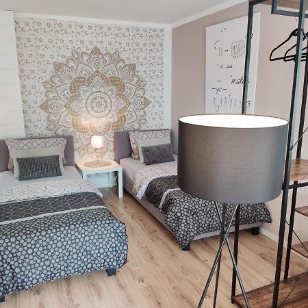 Apartment For Family & Friends Eisingen المظهر الخارجي الصورة